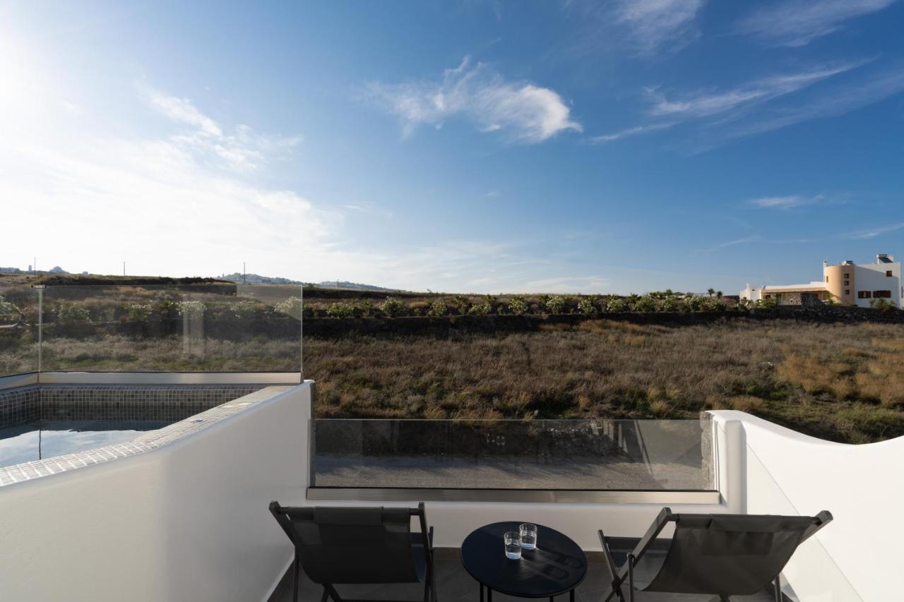 Griseo Villas Karterados  Exterior photo